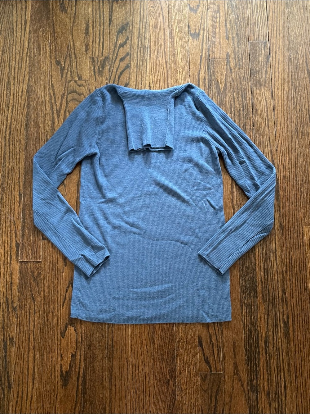 Uniqlo Merino Wool Long-Sleeve Turtleneck